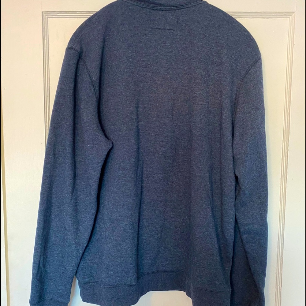 Light Sweater - Picture 2 of 3